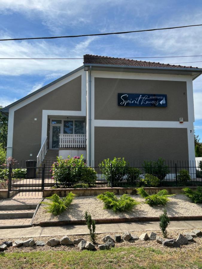 Spirit Homes Apartments Orosháza Εξωτερικό φωτογραφία